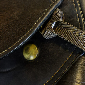 LJ Leathers D-Ring Adapter Zwart