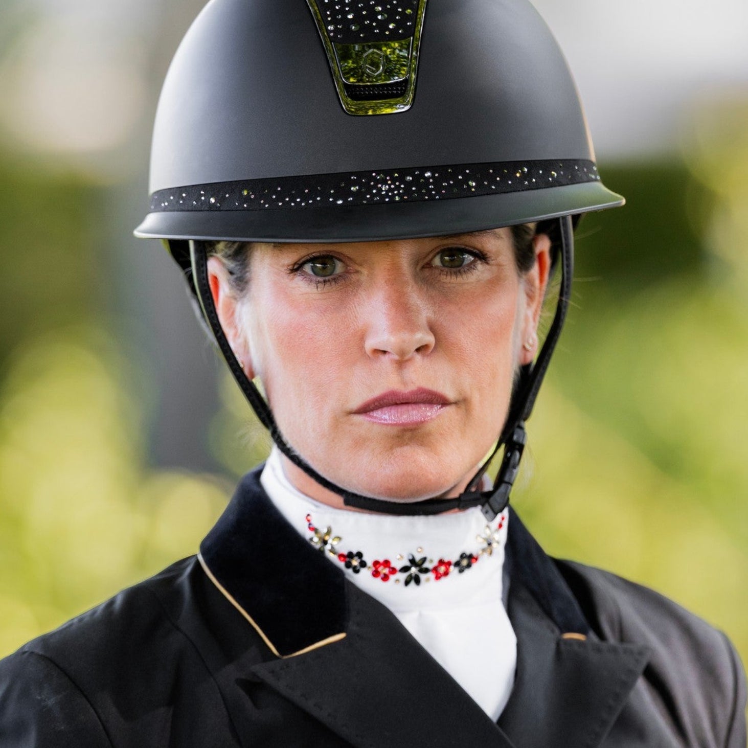 Samshield 2.0 Paardrijhelm Miss Shield Shadowmatt Crystal Rain Zwart Zwart