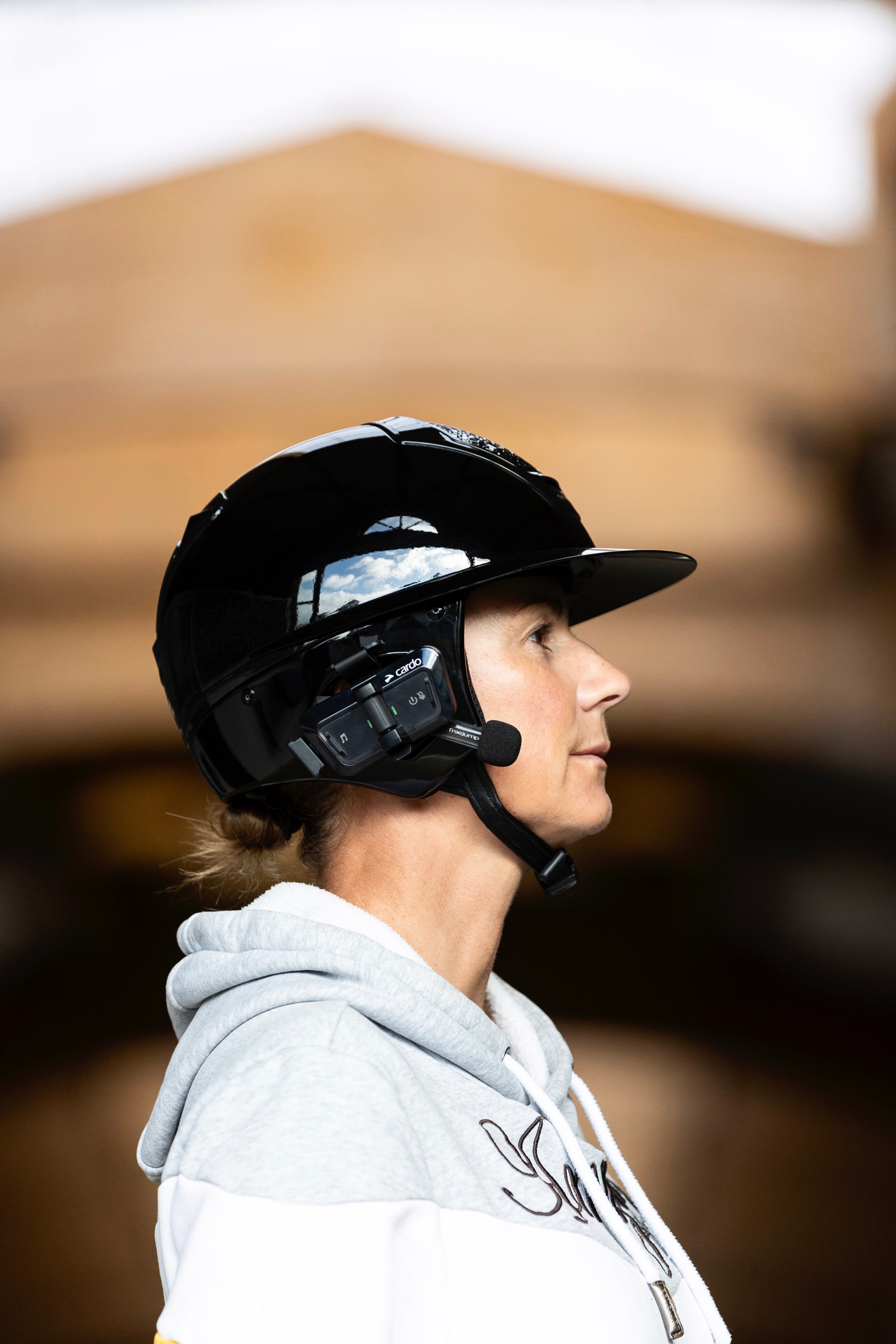 Freejump Intercom Audio Kit powered by Cardo