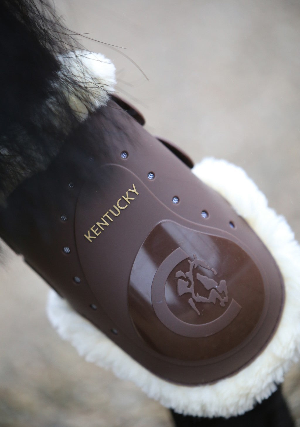 Kentucky Horsewear fetlock boots elastic sheepskin Braun